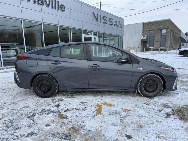 toyota Prius Prime 2022 - 9