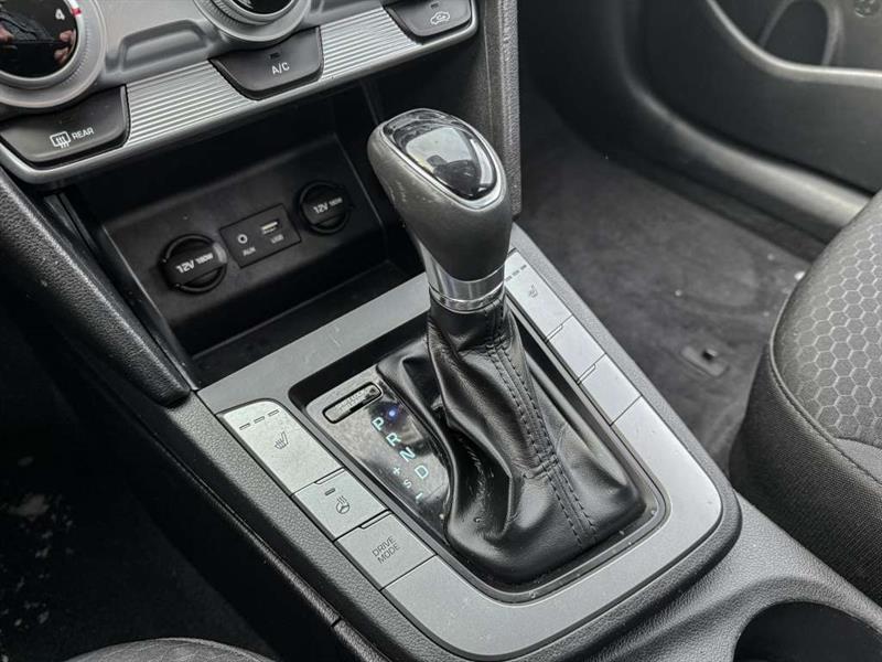 hyundai Elantra 2020 - 13