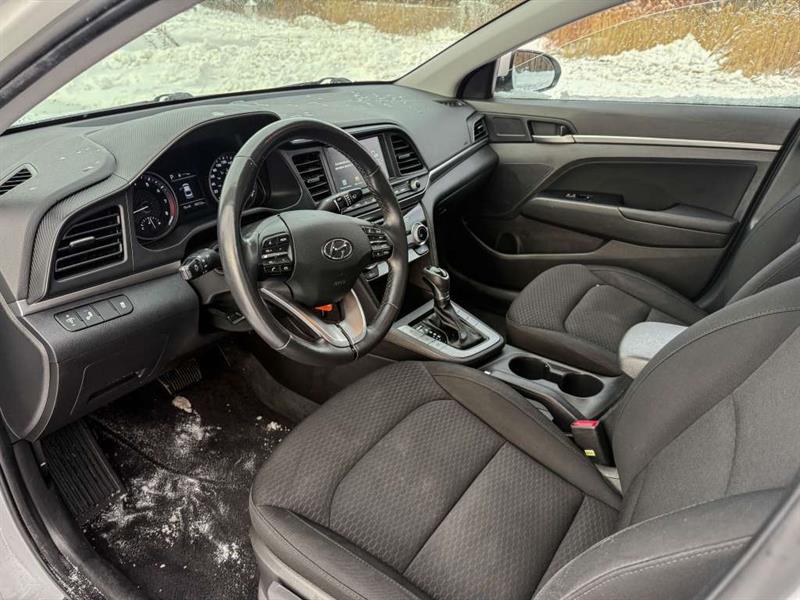 hyundai Elantra 2020 - 24