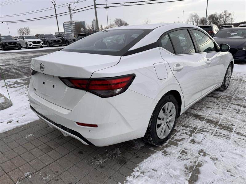 nissan Sentra 2021 - 8