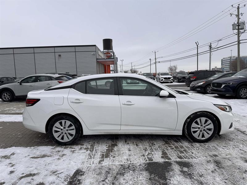 nissan Sentra 2021 - 9
