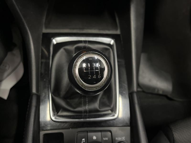 mazda Mazda3 2017 - 18