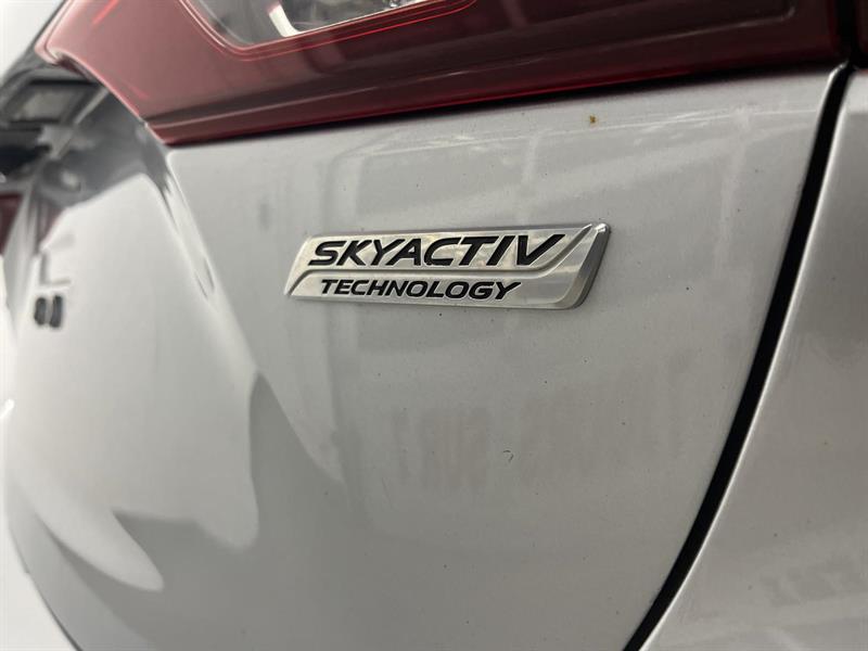 mazda Mazda3 2017 - 25