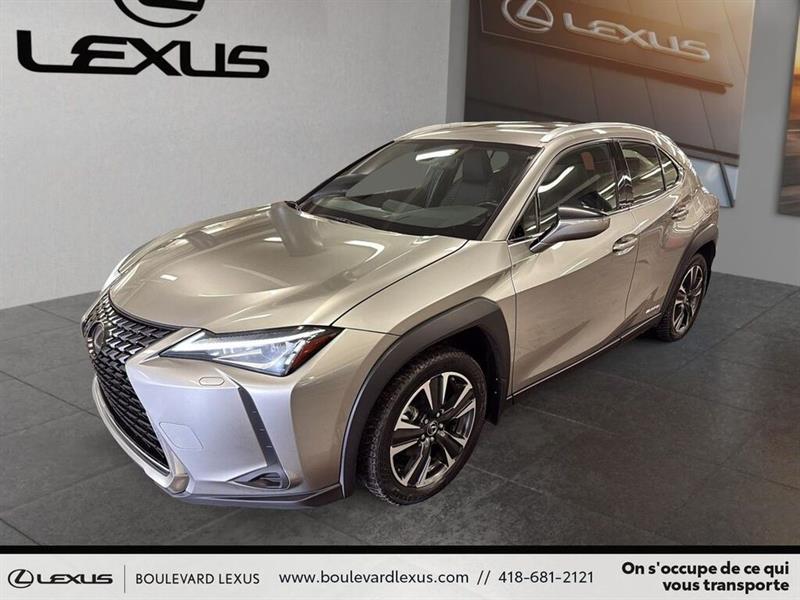 lexus UX 2020