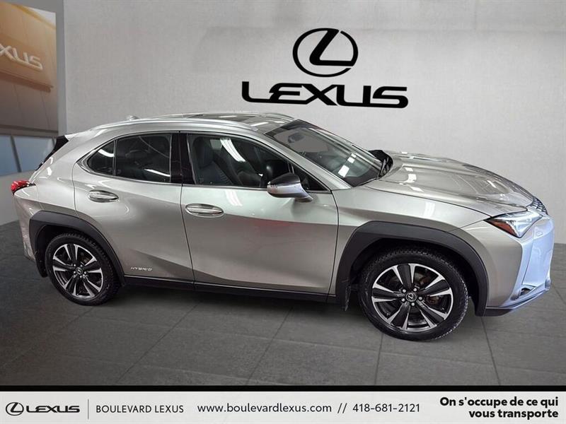 lexus UX 2020 - 3