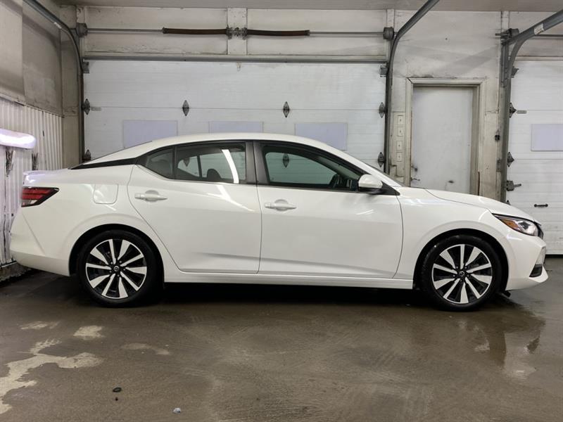 nissan Sentra 2022 - 9