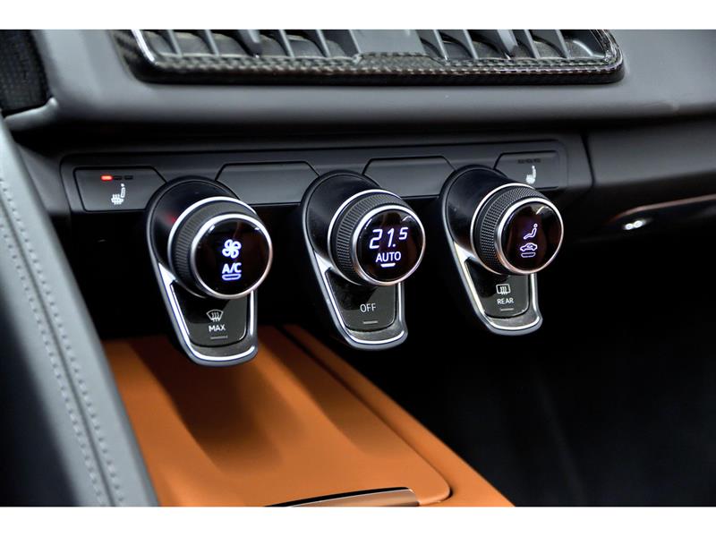 audi R8 Spyder 2020 - 26