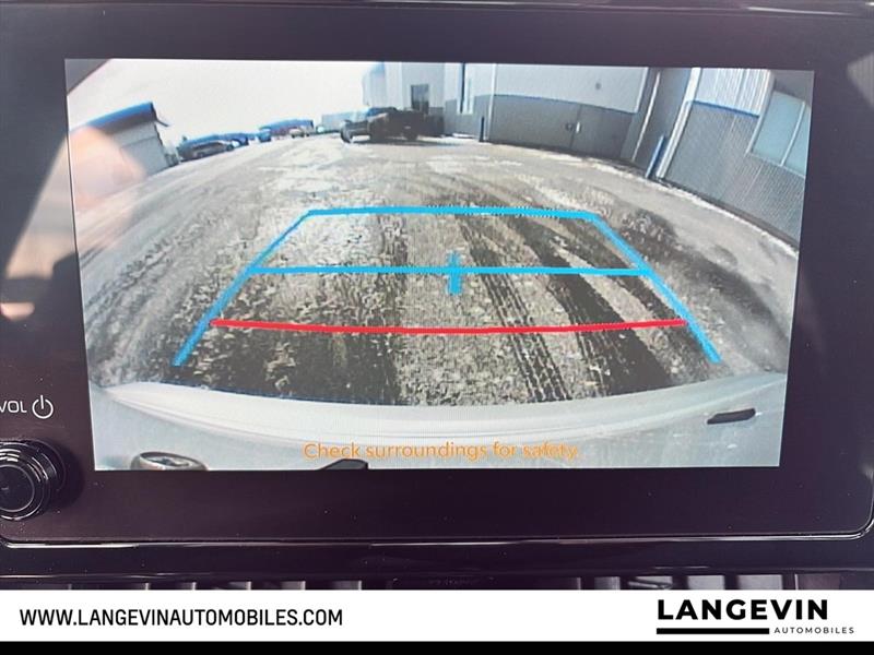 toyota Corolla 2023 - 17