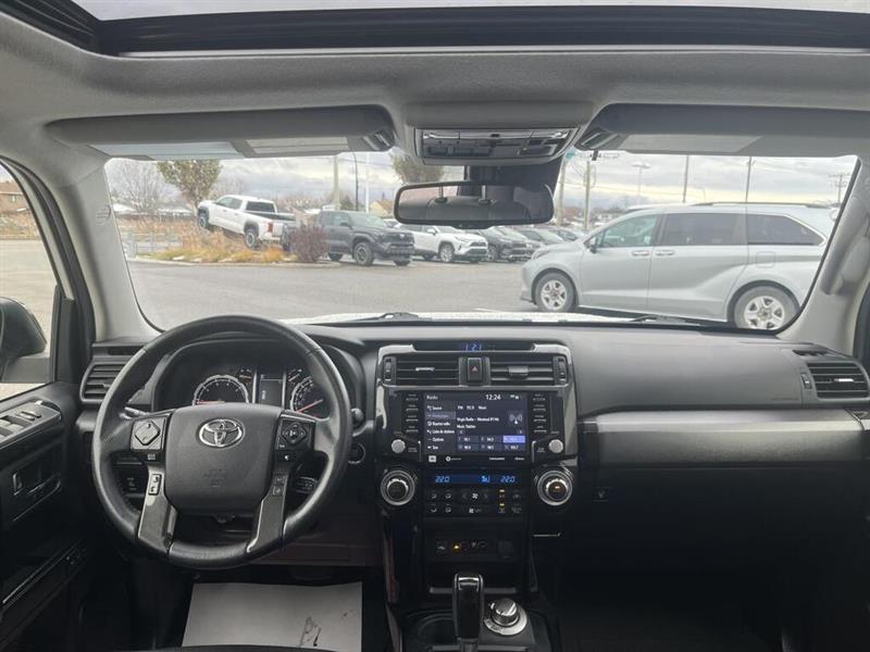 toyota 4Runner 2021 - 13