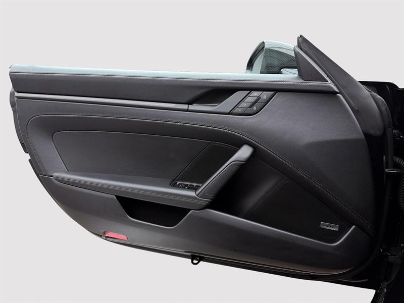 porsche 911 2025 - 31