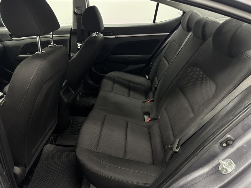 hyundai Elantra 2019 - 31