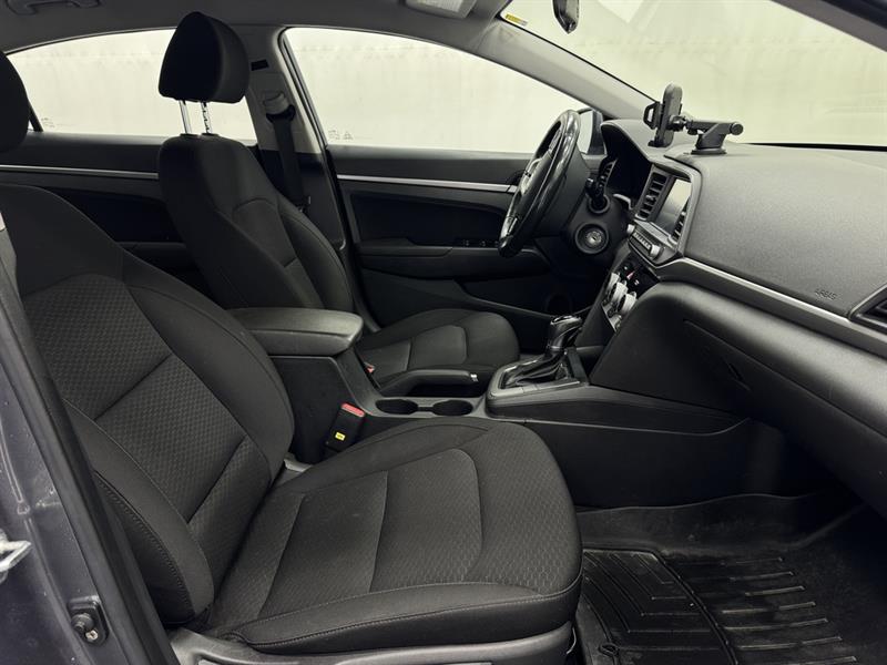 hyundai Elantra 2019 - 32