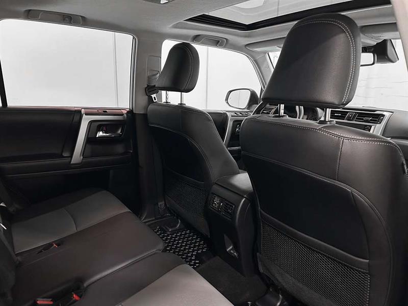 toyota 4Runner 2023 - 27