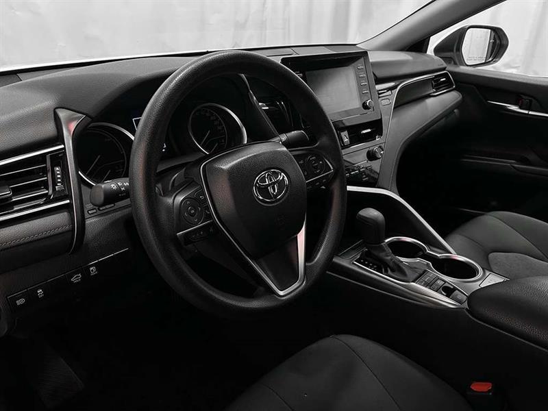 toyota Camry 2023 - 10