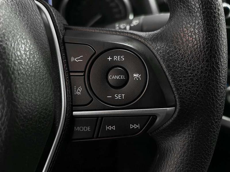 toyota Camry 2023 - 16