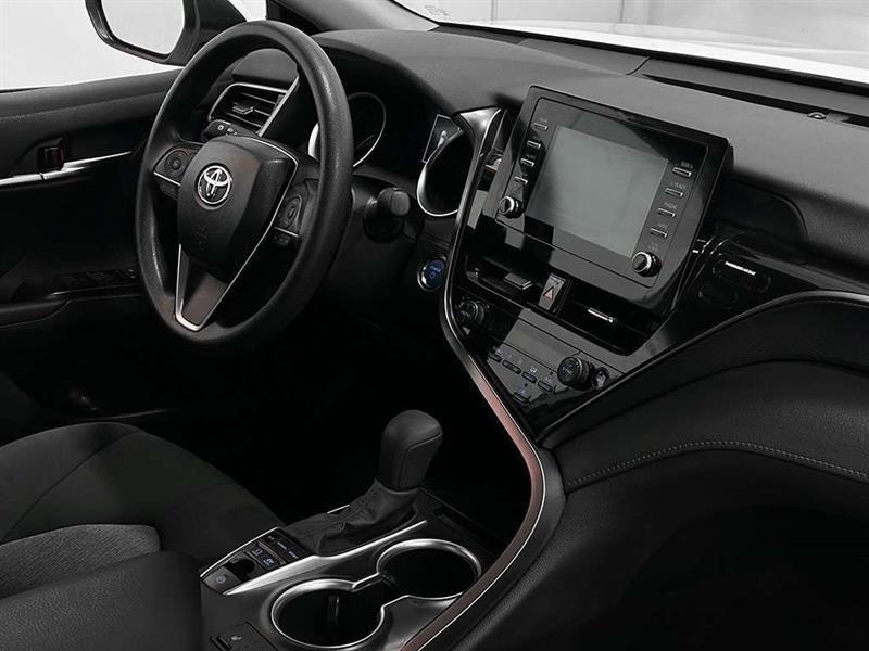 toyota Camry 2023 - 27