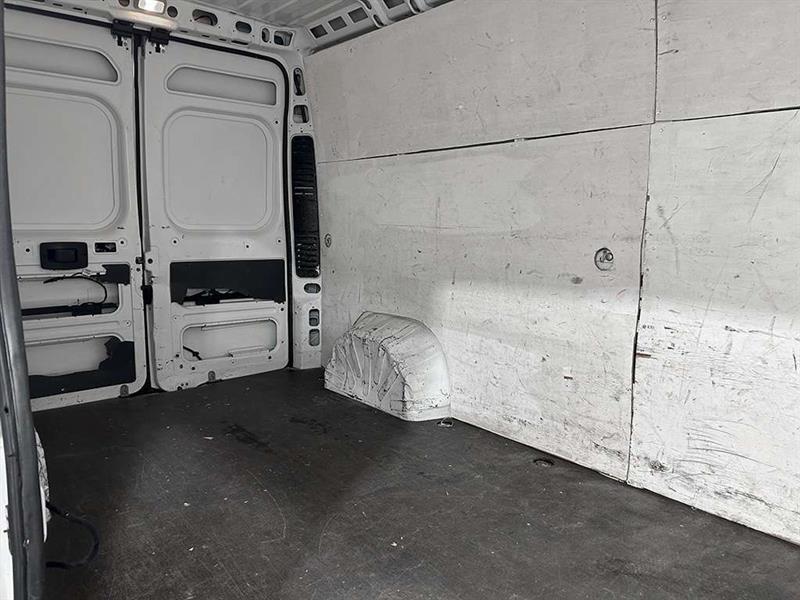 ram ProMaster 2023 - 15