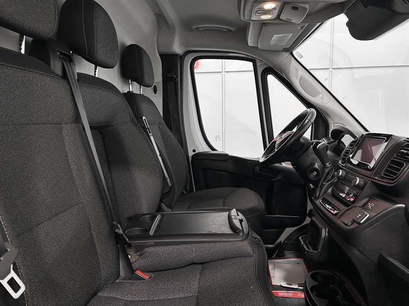 ram ProMaster 2023 - 18