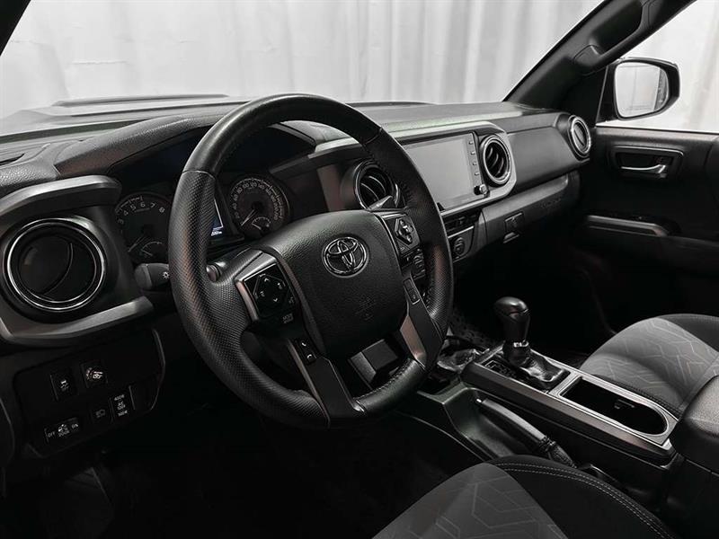 toyota Tacoma 2023 - 10