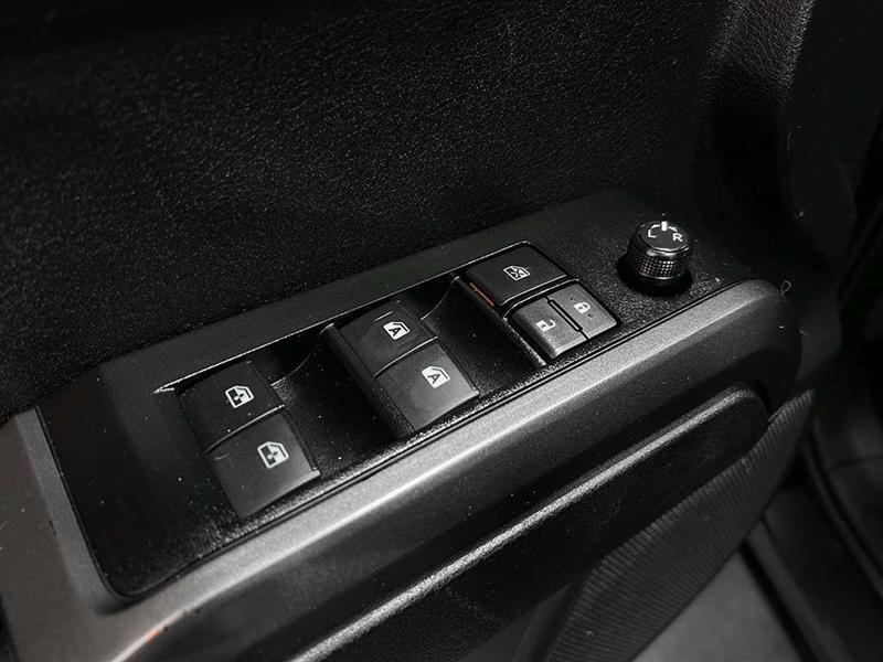 toyota Tacoma 2023 - 11