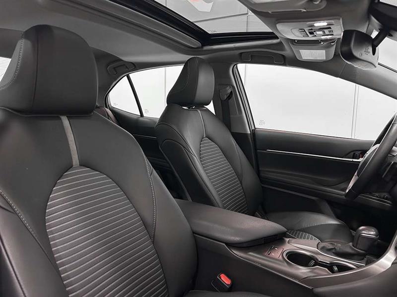 toyota Camry 2024 - 30