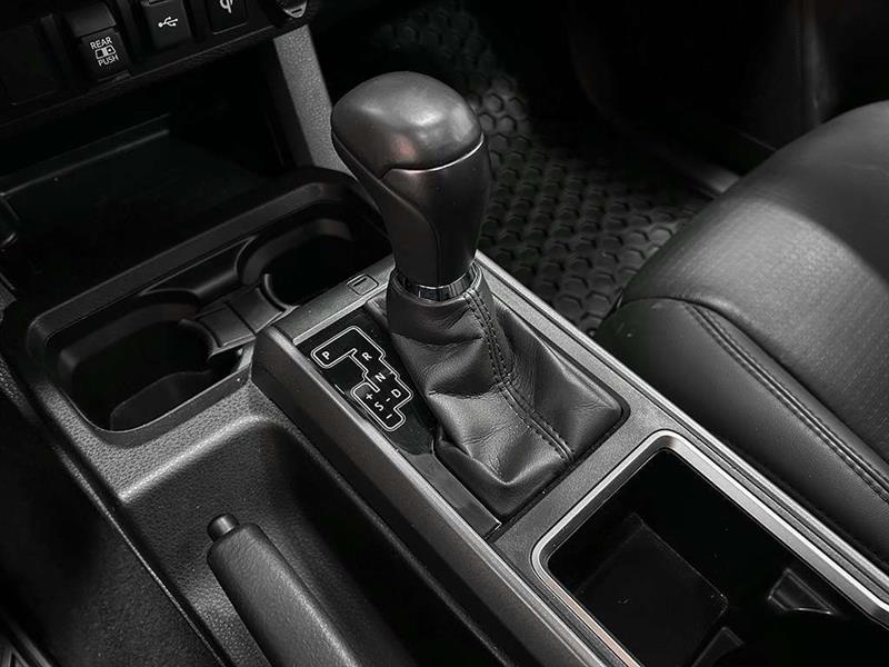 toyota Tacoma 2023 - 19