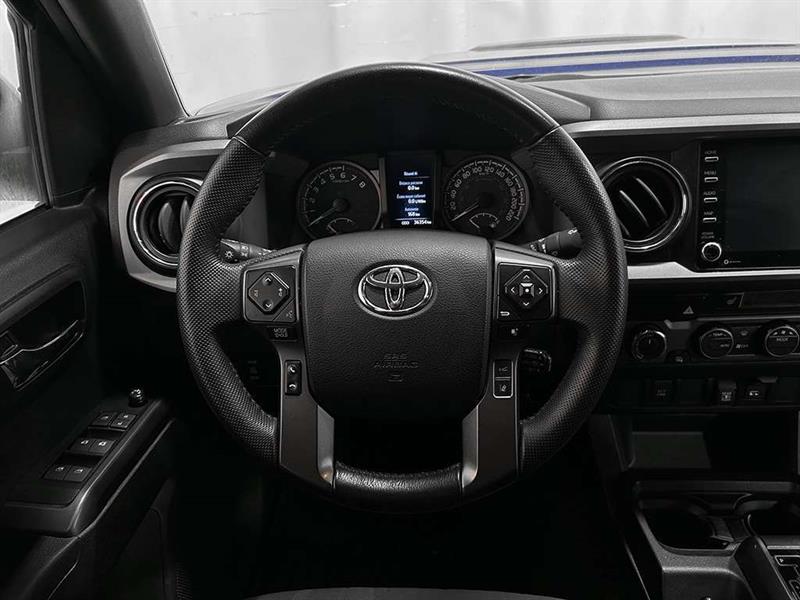 toyota Tacoma 2023 - 17