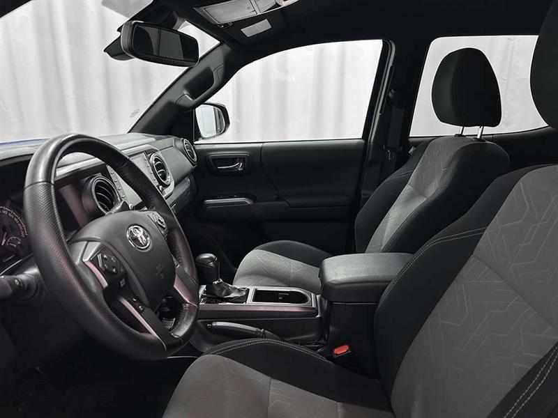 toyota Tacoma 2023 - 23