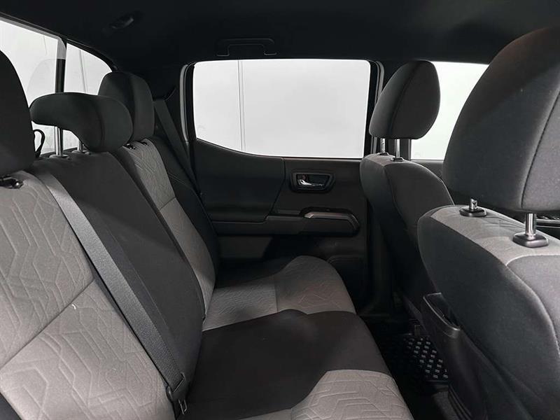 toyota Tacoma 2023 - 27