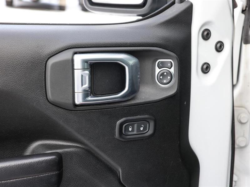 jeep Wrangler 2021 - 30