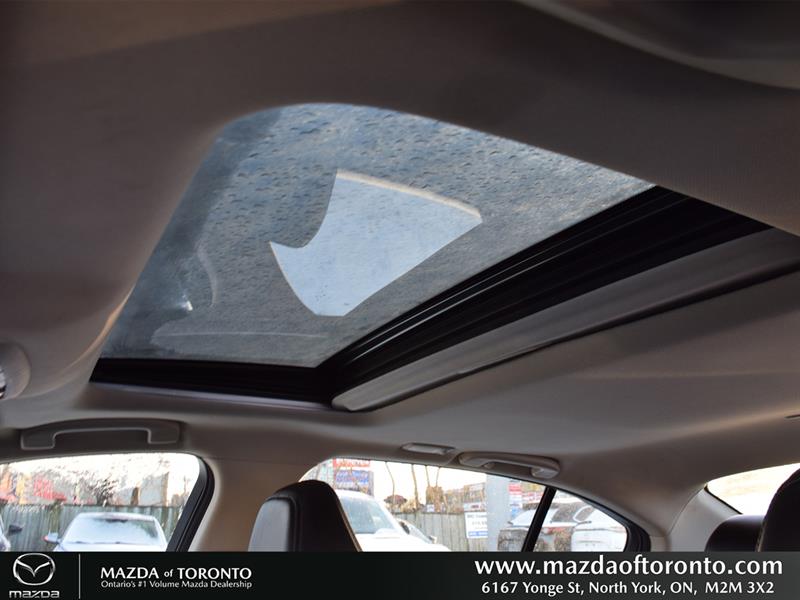 infiniti Q50 2017 - 14