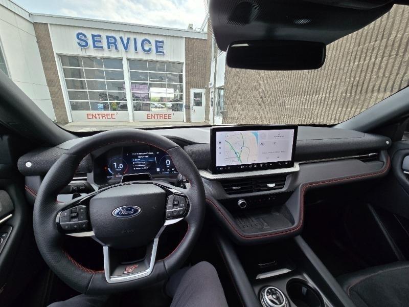 ford Explorer 2025 - 26