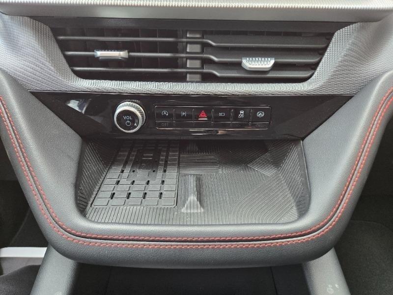 ford Explorer 2025 - 30