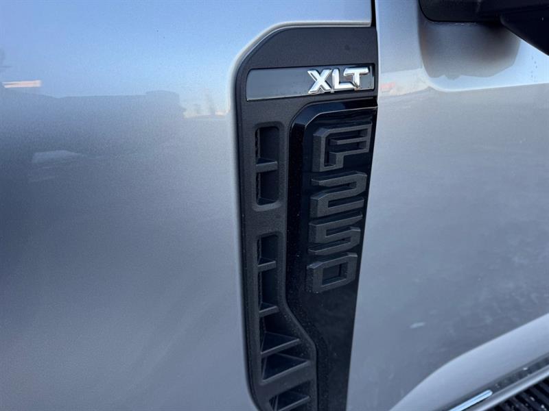 ford Super Duty F-250 SRW 2024 - 26