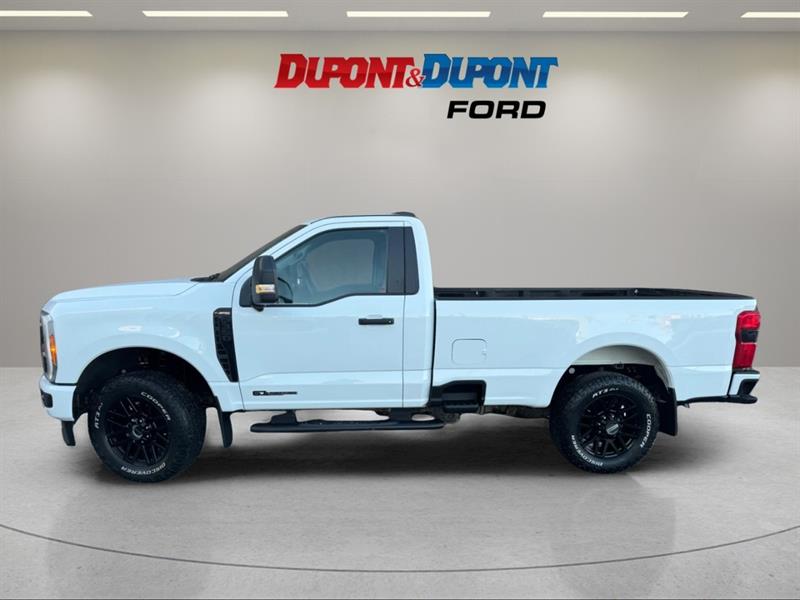 ford Super Duty F-350 à roues arrière simples 2023 - 2