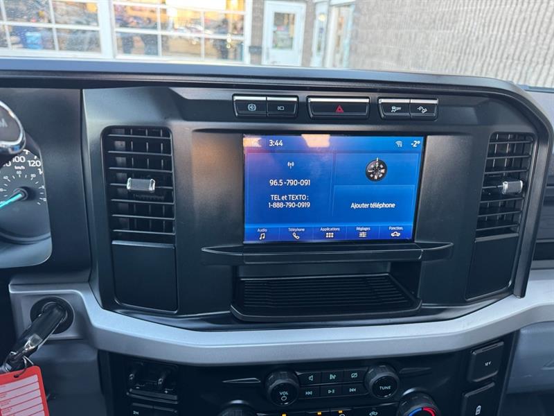 ford Super Duty F-350 à roues arrière simples 2023 - 17