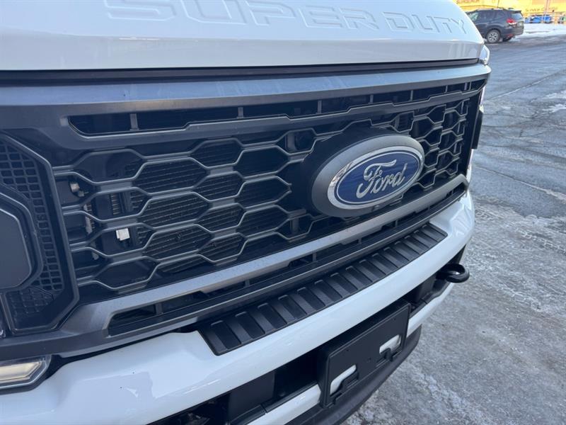 ford Super Duty F-350 à roues arrière simples 2023 - 30
