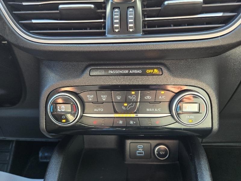 ford Escape 2021 - 28