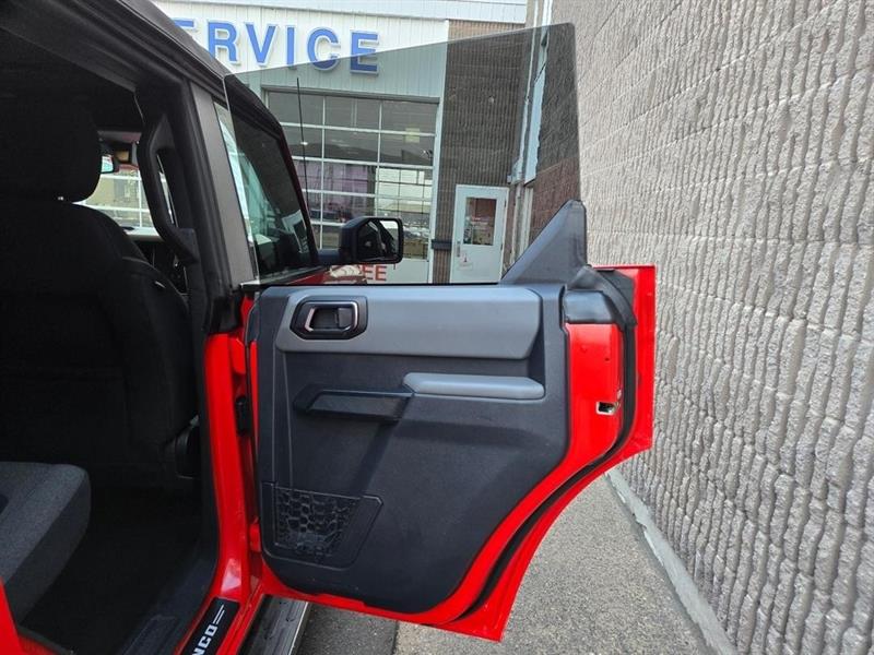 ford Bronco 2021 - 18