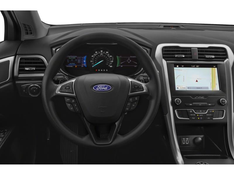 ford Fusion 2020 - 4