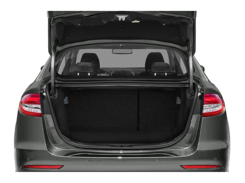 ford Fusion 2020 - 8