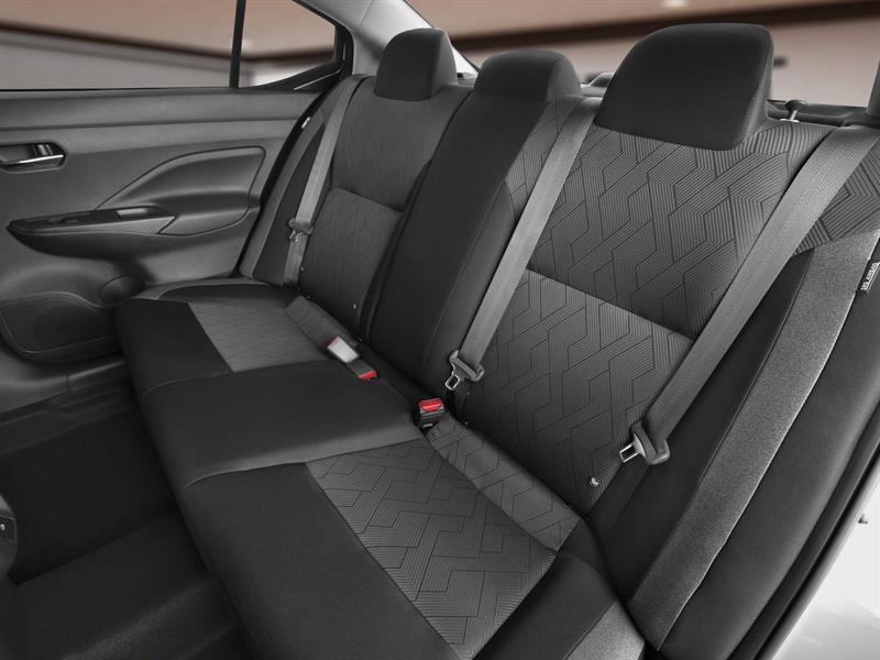 nissan Versa 2025 - 9