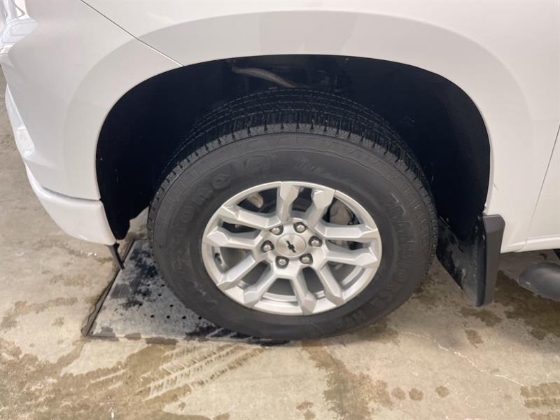 chevrolet Silverado 1500 2023 - 10