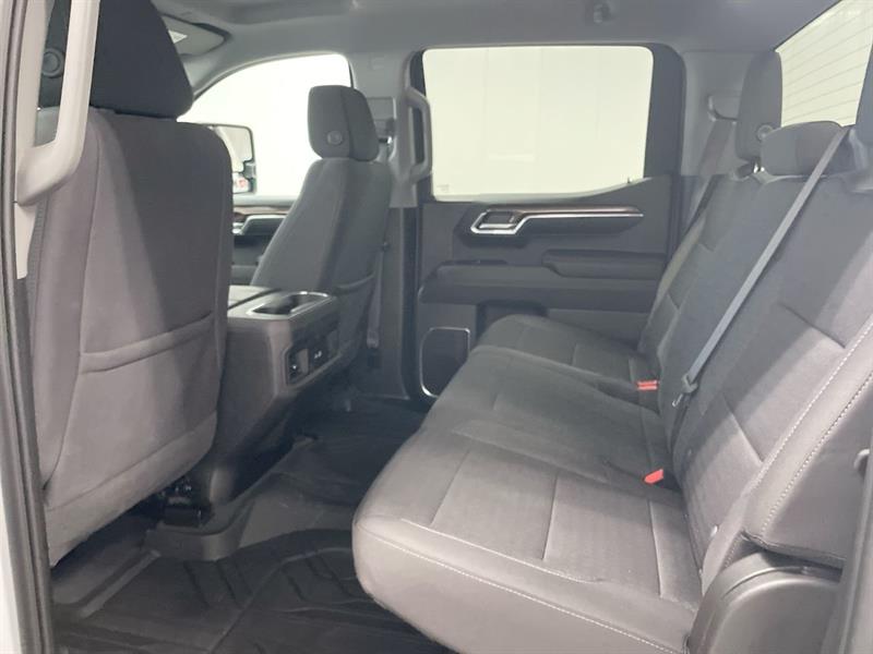 chevrolet Silverado 1500 2023 - 19