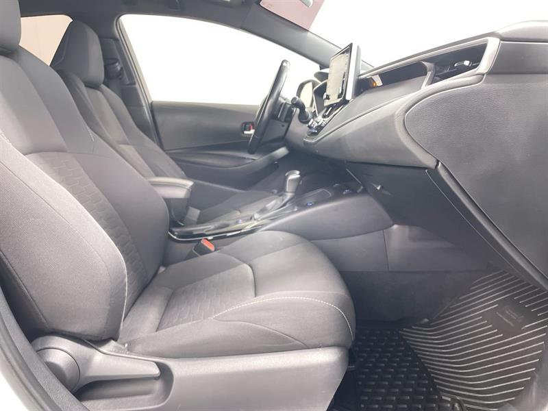 toyota Corolla à hayon 2021 - 21