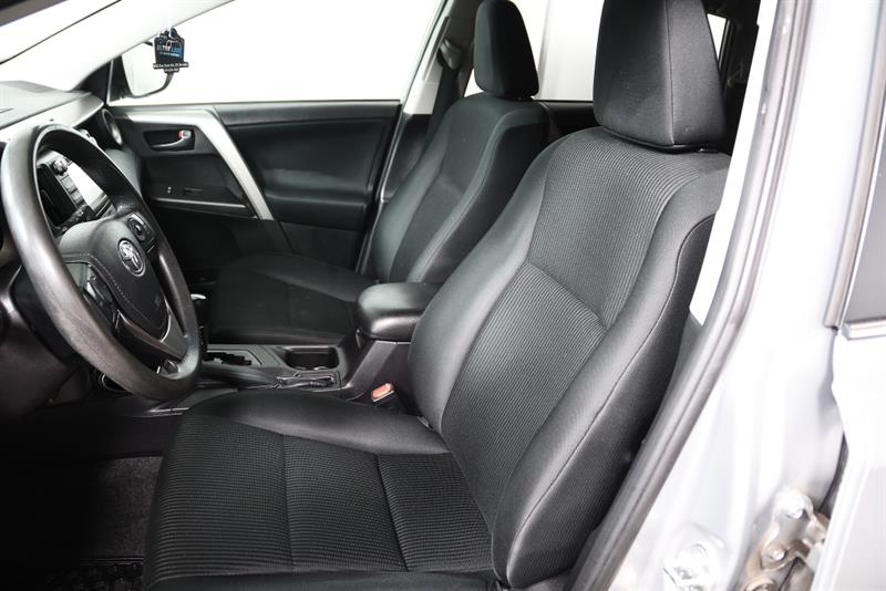 toyota RAV4 2018 - 15