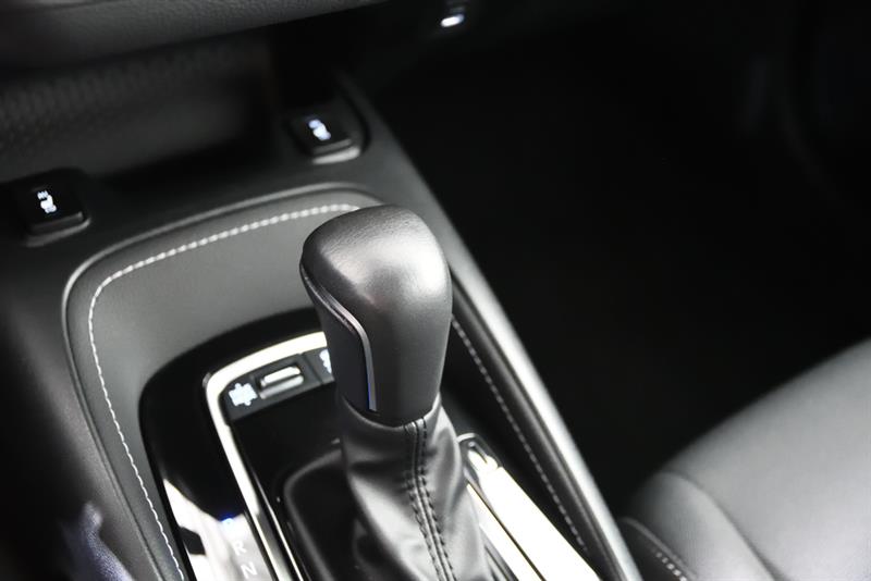 toyota Corolla Hatchback 2024 - 25