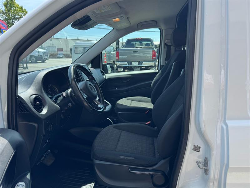 mercedes-benz Metris Cargo Van 2016 - 15