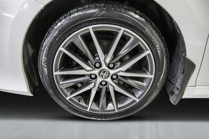 toyota Camry 2021 - 10