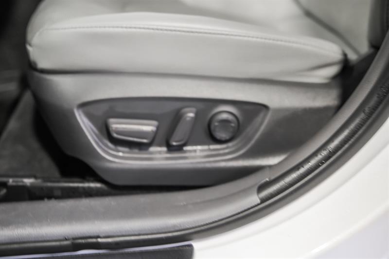 toyota Camry 2021 - 29